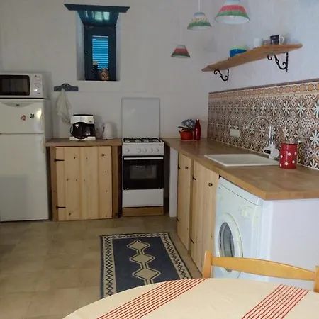 Rhodes Summer House * 根纳迪